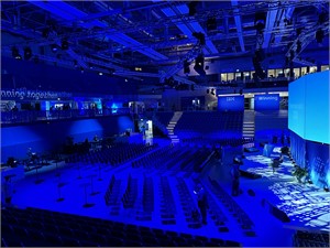 SNP Dome - MEET Live