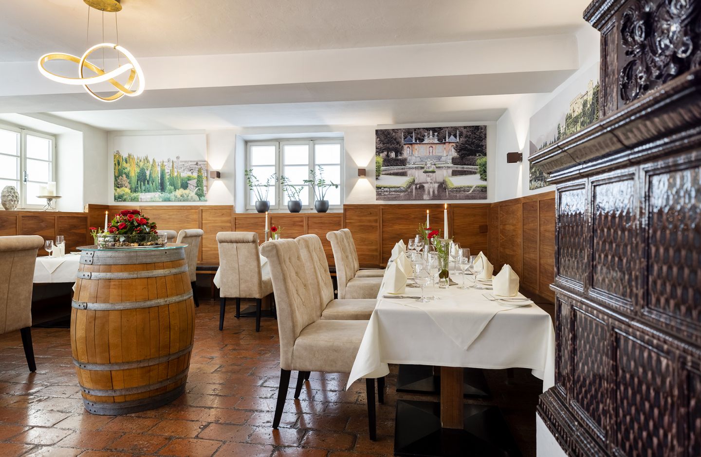 <p>Arcotel Castellani Salzburg - Restaurant - MICE Service Group</p>